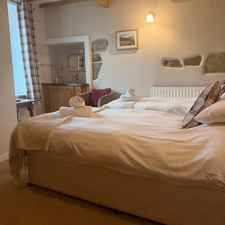 Hotel The Crown