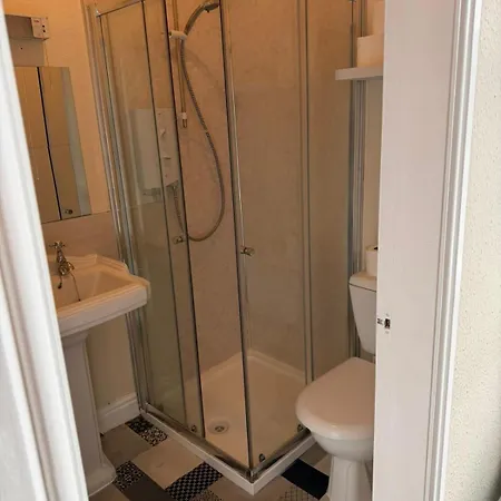 The Crown Hotel 3*