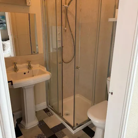 Hotel The Crown 3*