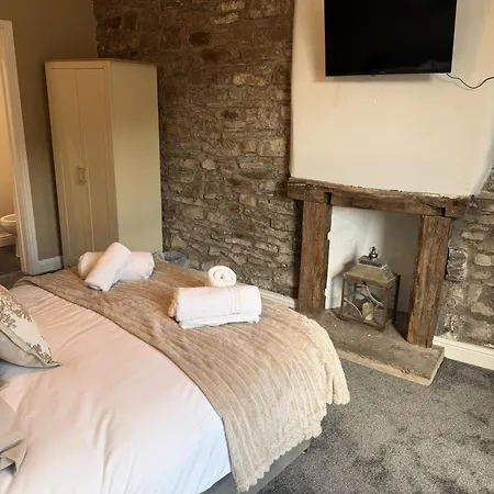 Hotel The Crown 3*